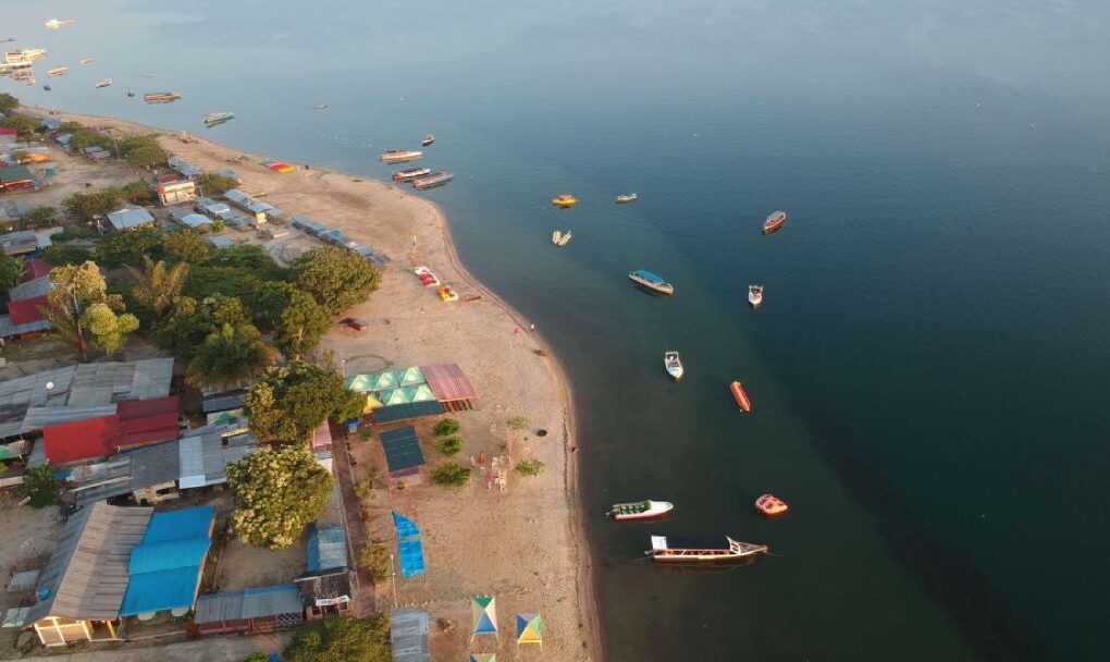 Pantai Lumban Bulbul